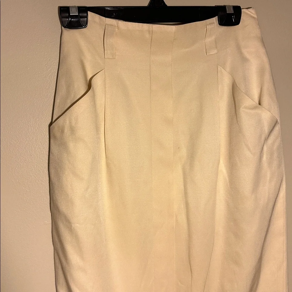 Ellen Tracy silk blend Cream long skirt - Picture 2 of 7
